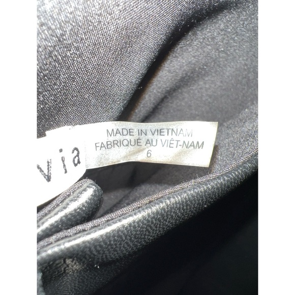 Alice + Olivia Black Faux Leather Pants nwt - Picture 3 of 4